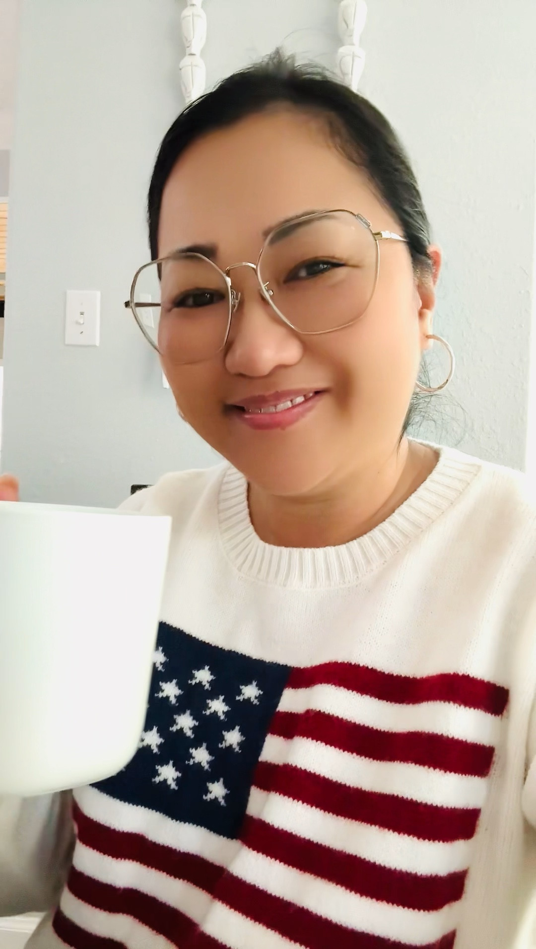 Women’s American Flag Sweater

#fallsweater #americanflagsweater #giftguide #giftforher

#LTKGiftGuide