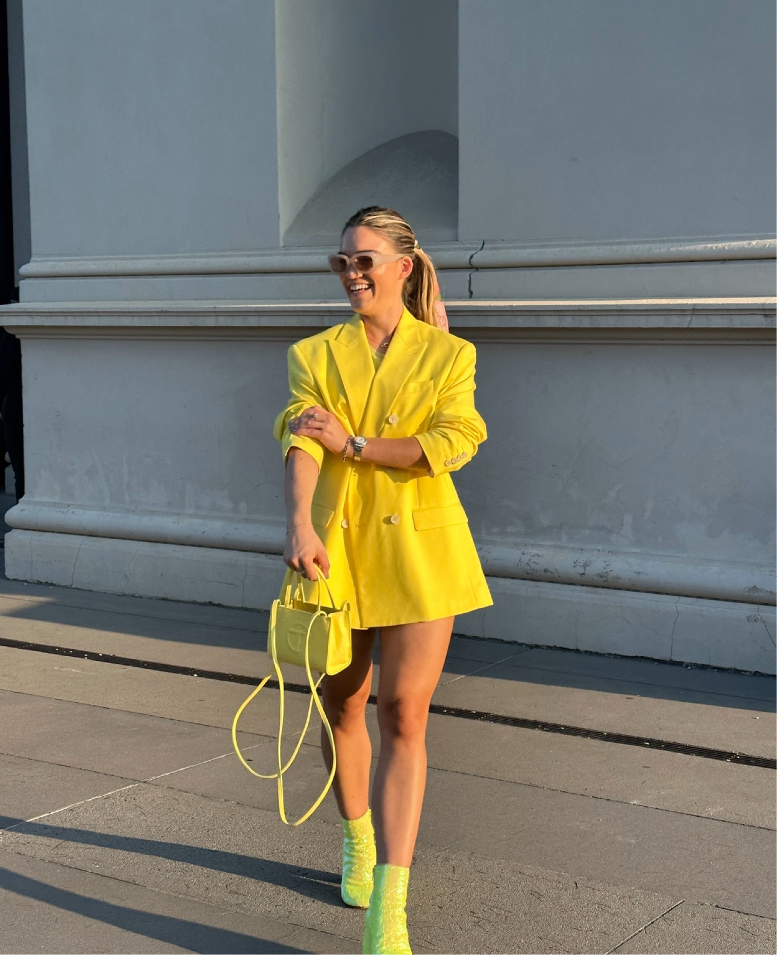 Pop of yelloww

#LTKaustralia #LTKstyletip #LTKSeasonal