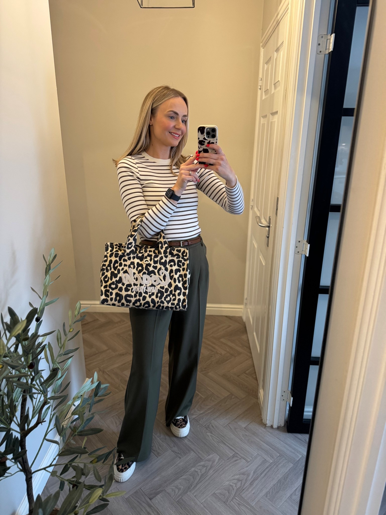 The comfiest work trogreen Oli

#LTKworkwear #LTKuk #LTKspring