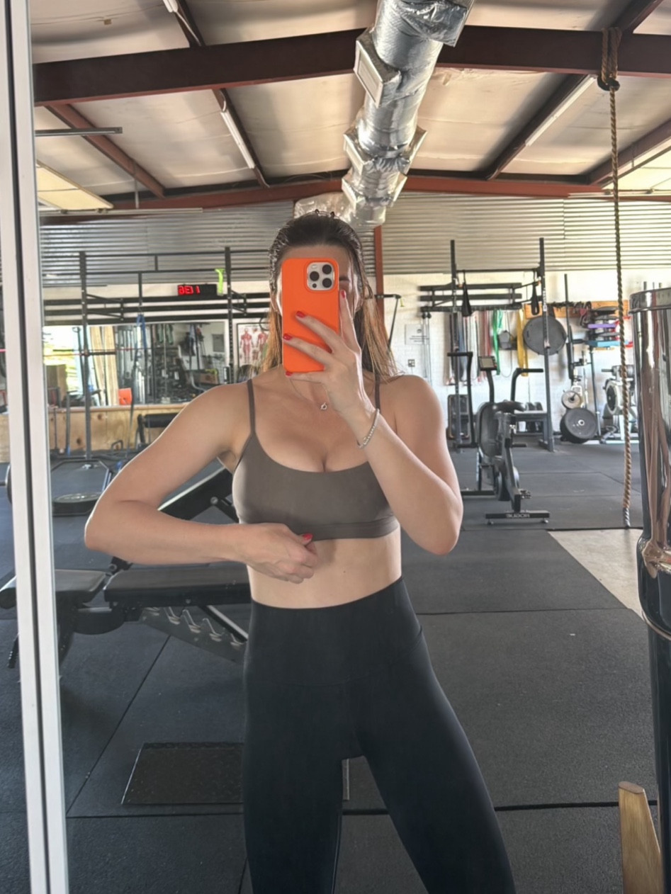 Workout outfit is Alo