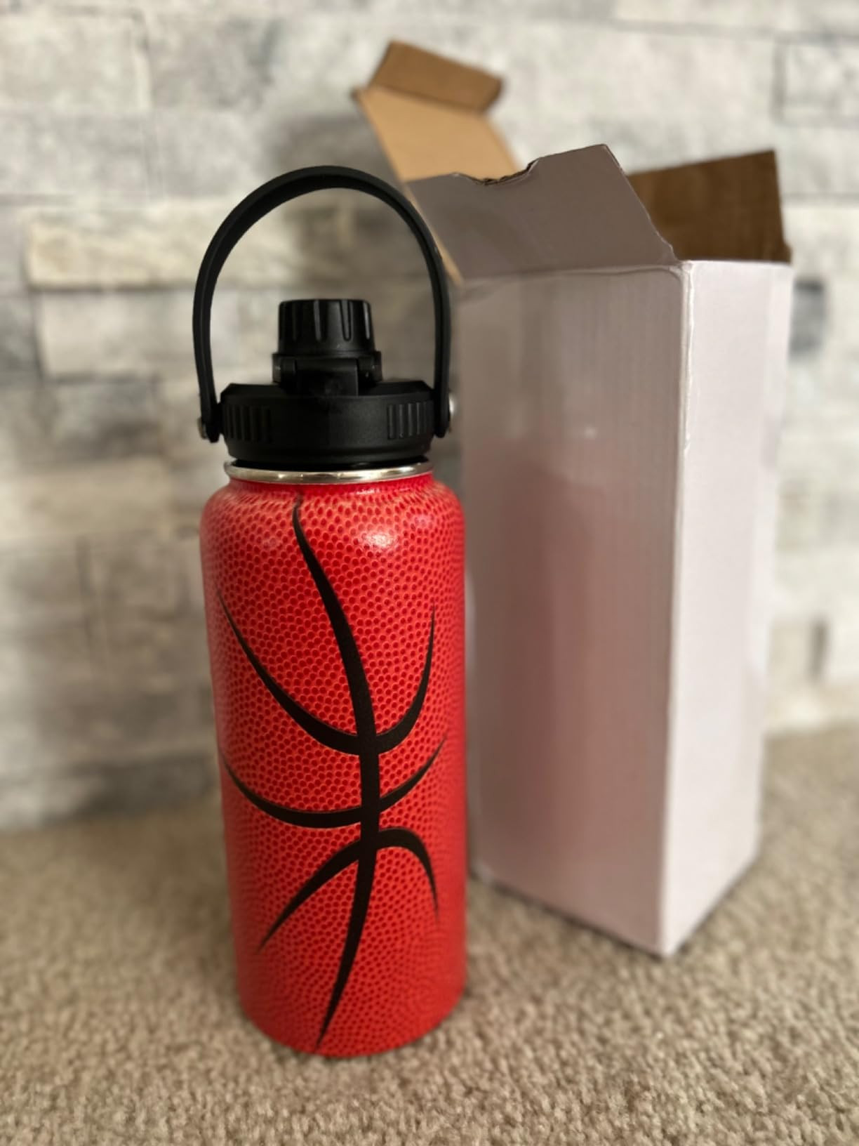 SANDJEST Baseball Water Bottle 32oz Hustle Hit Never Quit Stainless Steel Insulated Bottles for M... | Amazon (US)