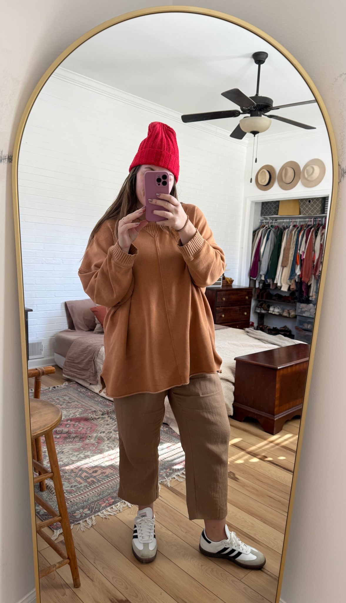 A Christmas gift for the person that has everything. The perfect beanie 👏🏼

#LTKHoliday #LTKootd #LTKGiftGuide