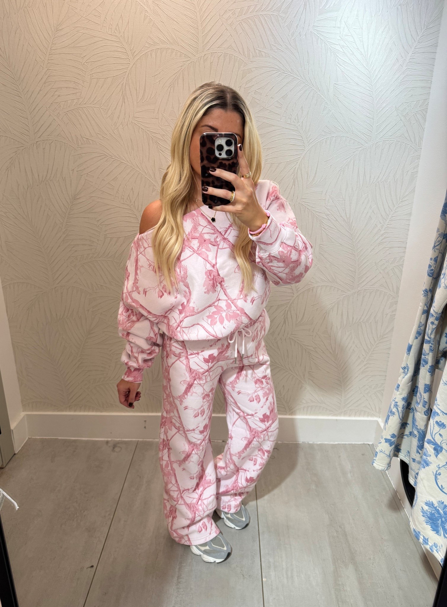 Pink camo matching set on sale
Size m
New balance sneakers tts
Abercrombie outfit 

#LTKFindsUnder100 #LTKootd #LTKSaleAlert