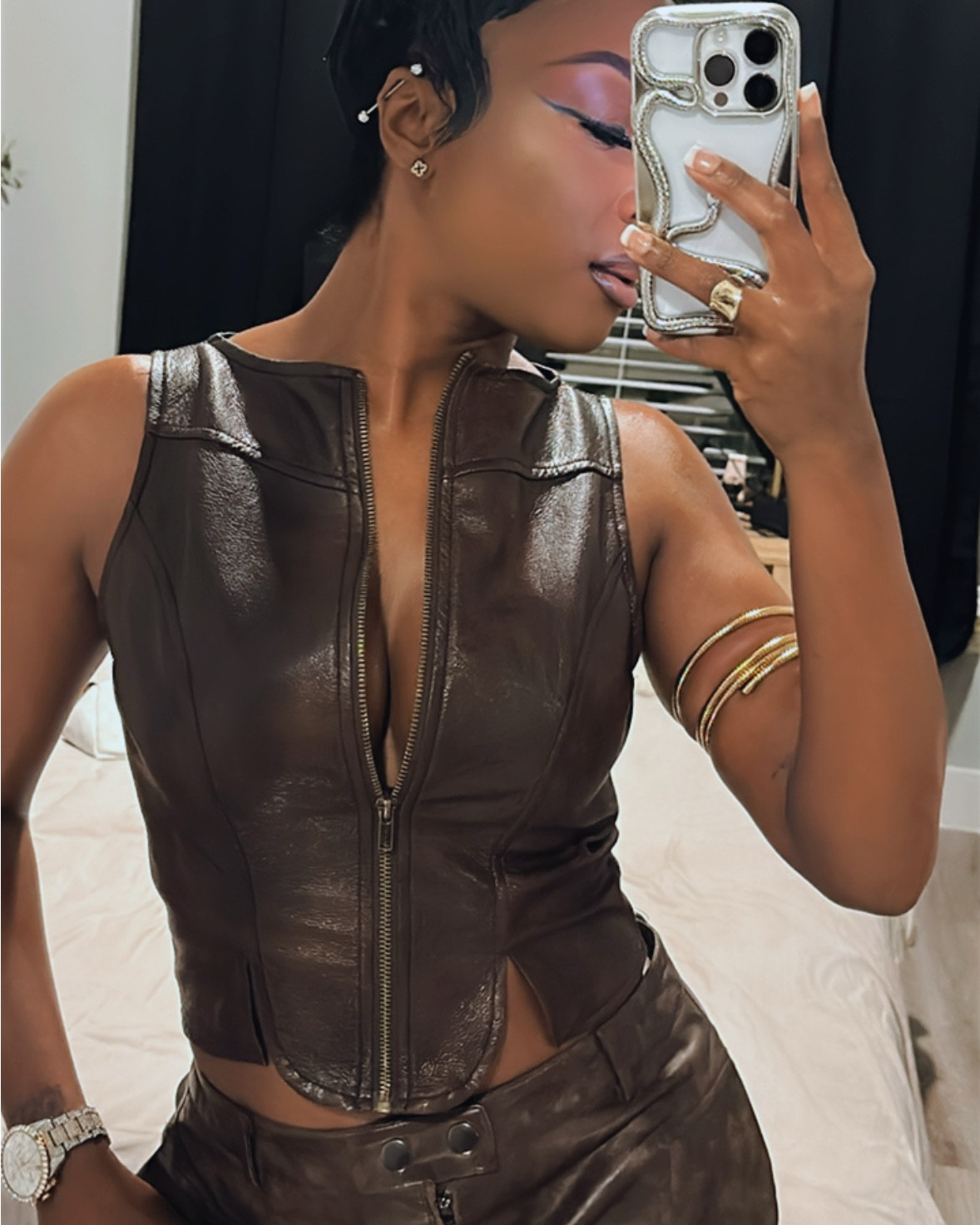 Something $exy 4 U🤎🤎🤎🥂 #sheinfinds

#LTKStyleTip #LTKFindsUnder100 #LTKPetite