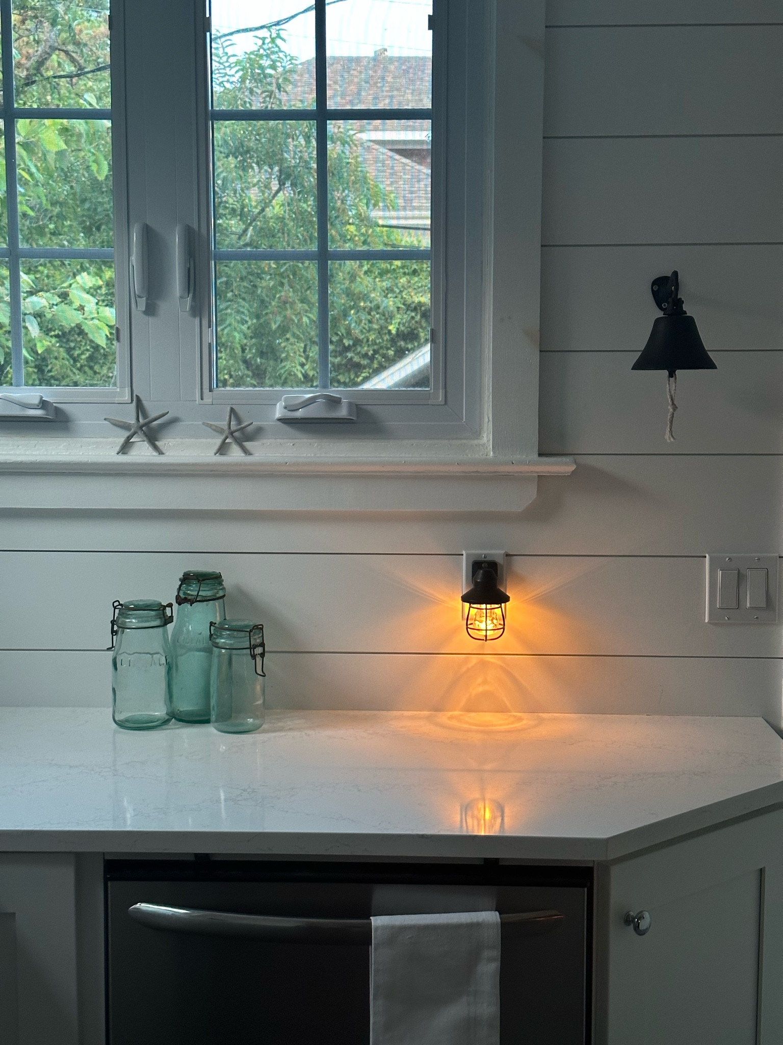 Nautical Nightlight
Dawn to dusk lantern nightlight. Coastal decor. Vintage decor. 

#LTKunder50