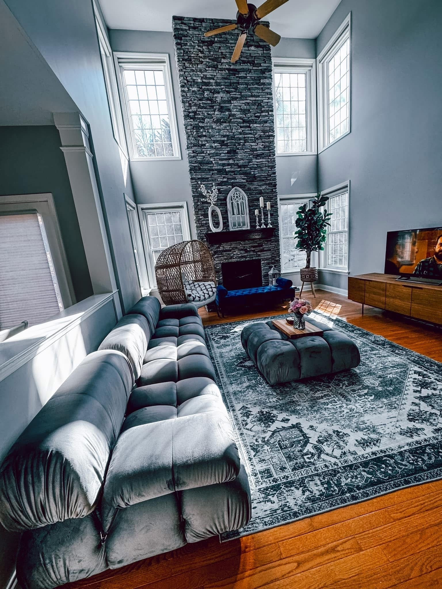 home decoration
home accents 
home accessories 
livingroom 
arearugs

#LTKSaleAlert #LTKHome #LTKvlog