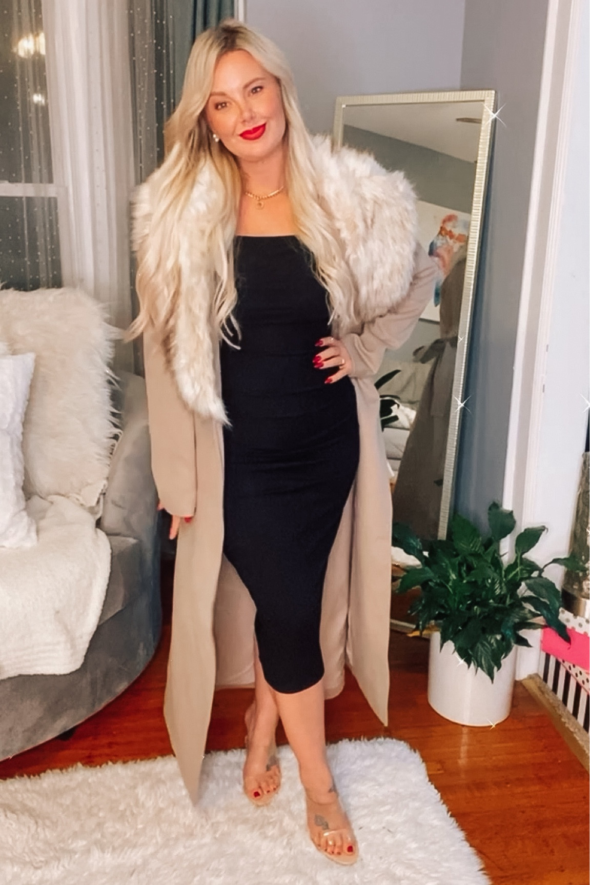 Cutest outfit for a winter wedding or valentines date! 

#LTKstyletip #LTKMostLoved #LTKwedding