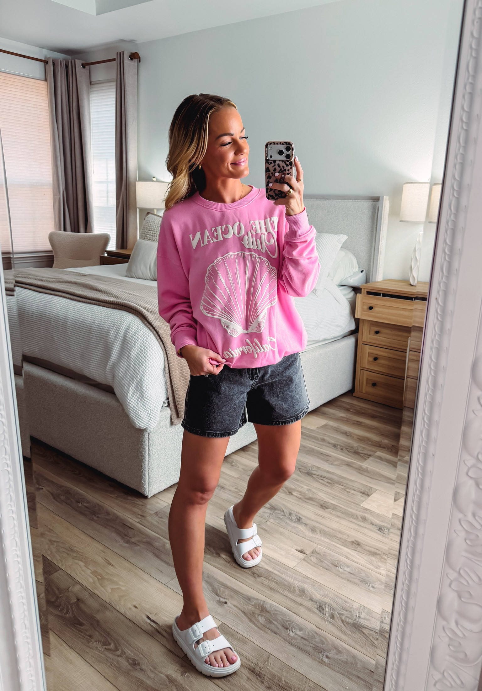 This graphic crew neck sweatshirt and black jeans combo is such an easy casual look! Love how comfortable sweatshirts can still look stylish when paired with good denim! 

 #LTKootd #LTKmomlife #LTKSeasonal