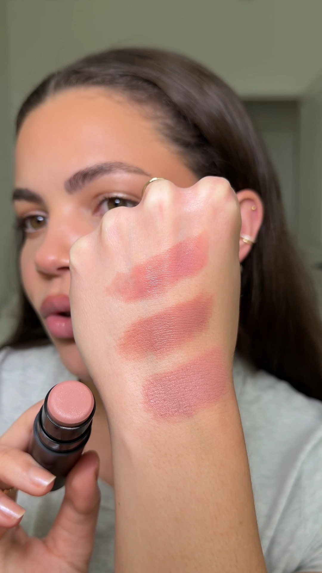 Which ‘barely there’ blush is your favorite? 🎀 



#LTKBeauty #LTKgrwm