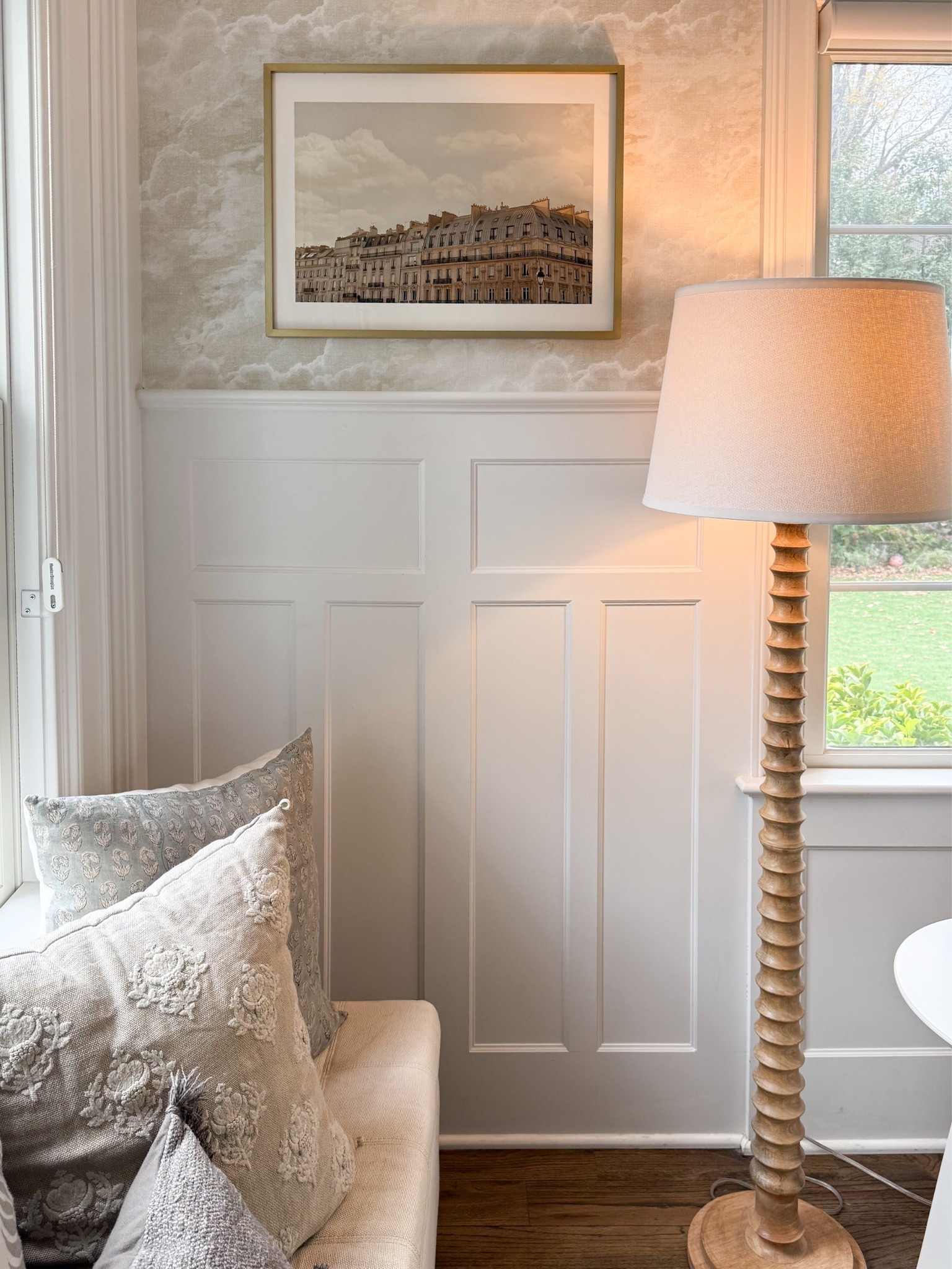 I get questions about our living room wallpaper often. It’s the prettiest, most calming design and its peel-and-stick!! So easy to install and the transformation is always worth it!

#LTKHome #LTKSeasonal #LTKdayinmylife