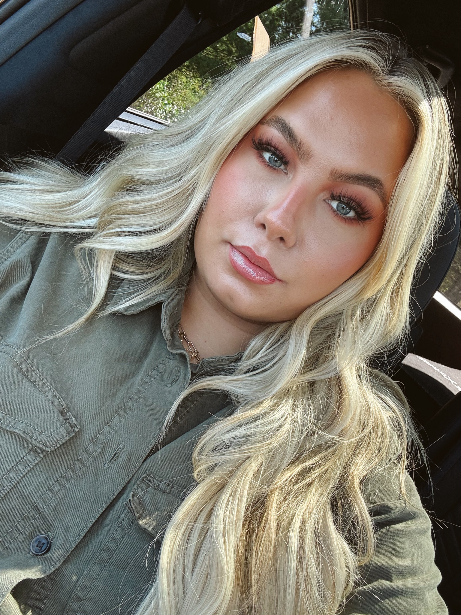 FACE OF THE DAY

#makeup #everydaymakeup #makeupfavorites

#LTKMidsize #LTKBeauty #LTKPlusSize