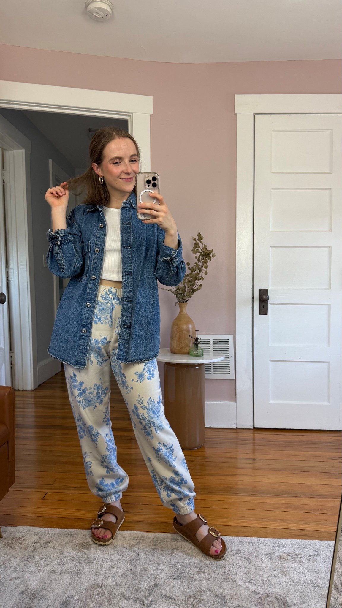 Casual jogger outfit 
Xs reg joggers $28 w/TREAT


#LTKFindsUnder50 #LTKSaleAlert #LTKPetite