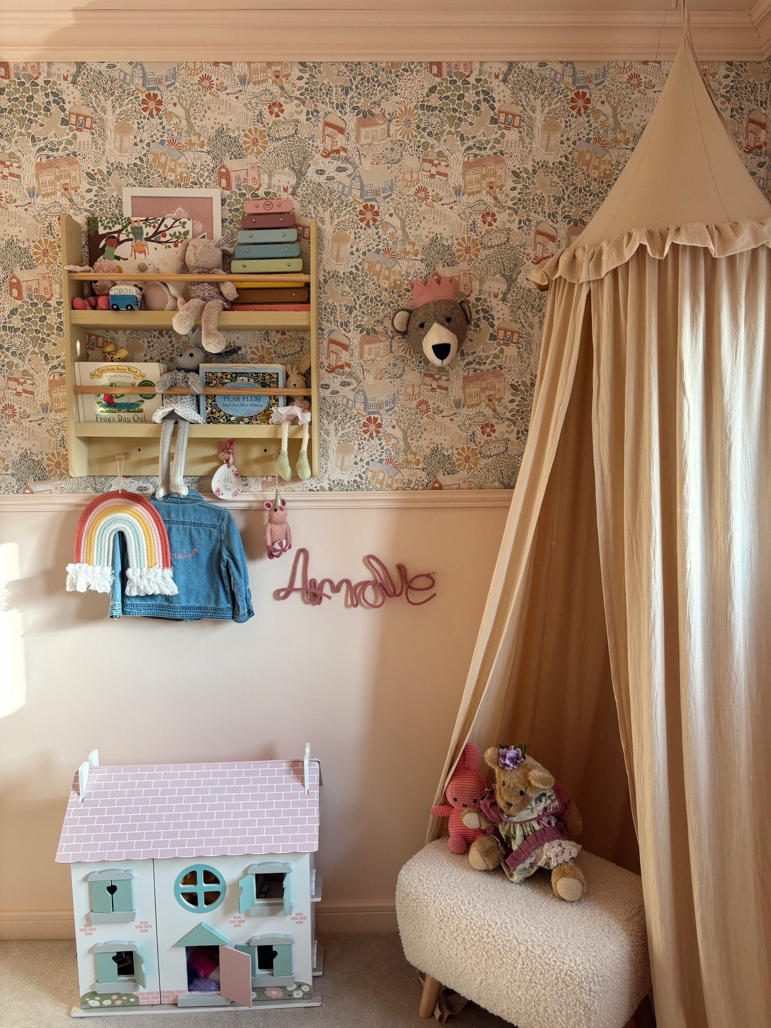 Bedroom canopy 🌈✨

#LTKhome #LTKfamily #LTKbaby