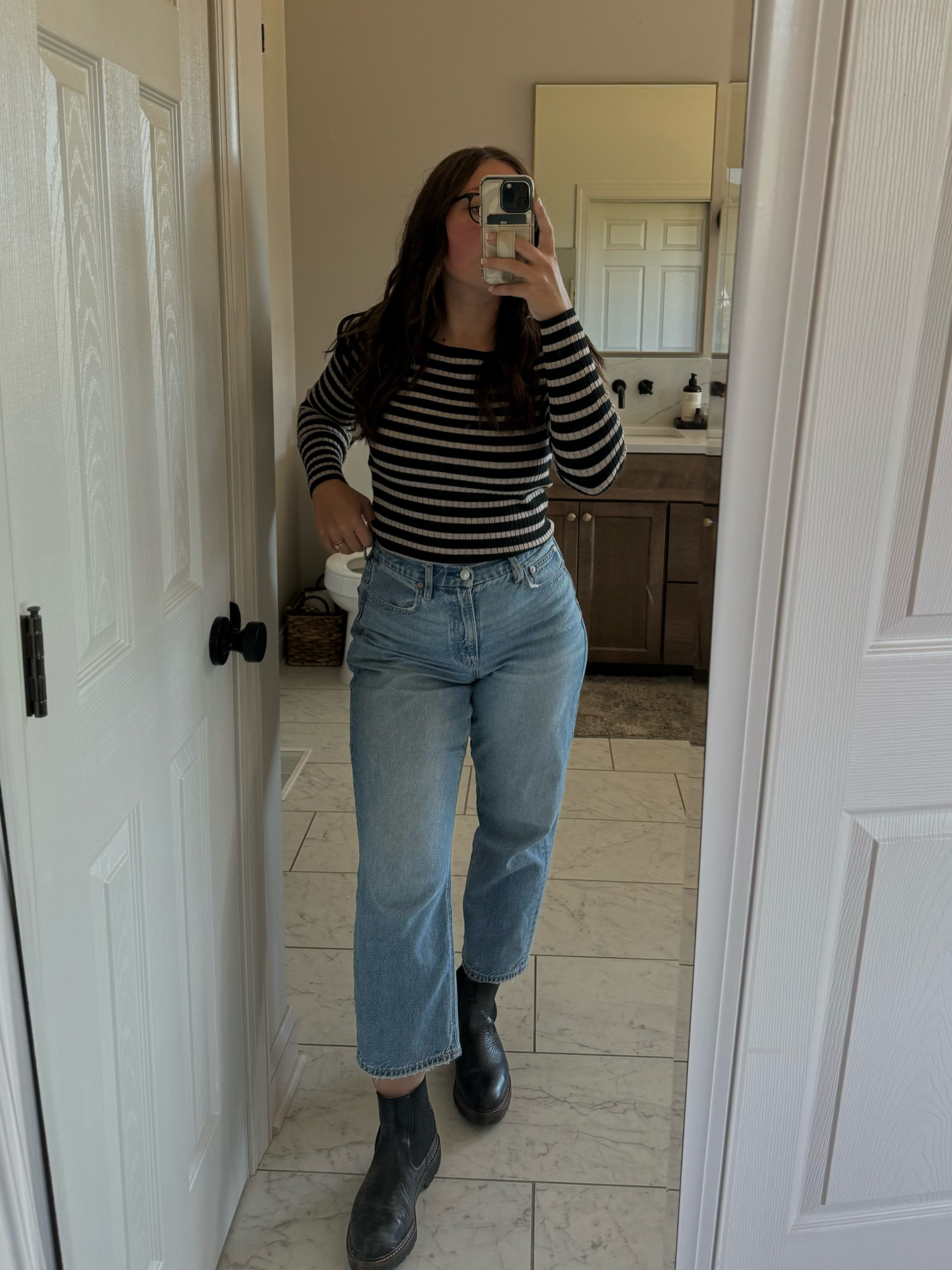 shopping night with the girls 🖤 exact jeans and boots no longer available 😢 but linked similar jeans (curvy, high waisted, straight jeans from AE) and boots linked are same brand and shoe but slightly different style!

#LTKStyleTip #LTKFindsUnder50 #LTKMidsize