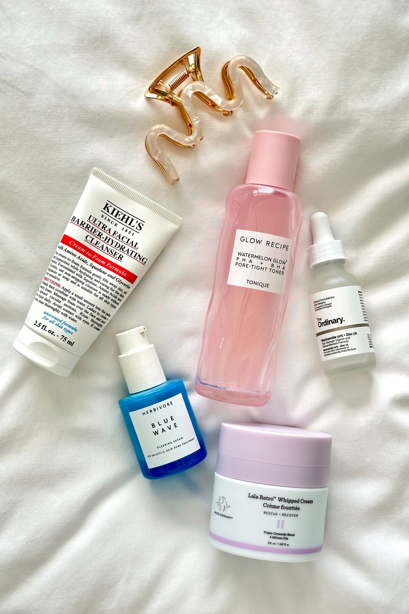 daily skincare routine 🤍🧴🧖🏼‍♀️

#LTKFindsUnder50 #LTKStyleTip #LTKBeauty
