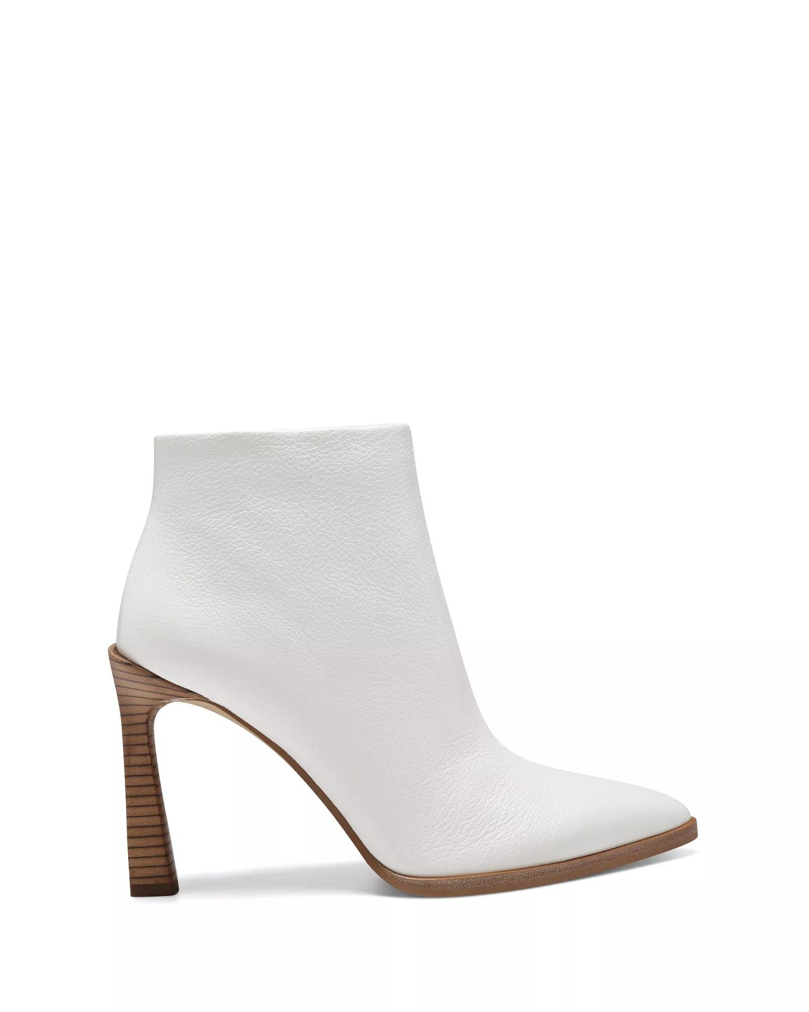 Pezlee Point-Toe Bootie | Vince Camuto