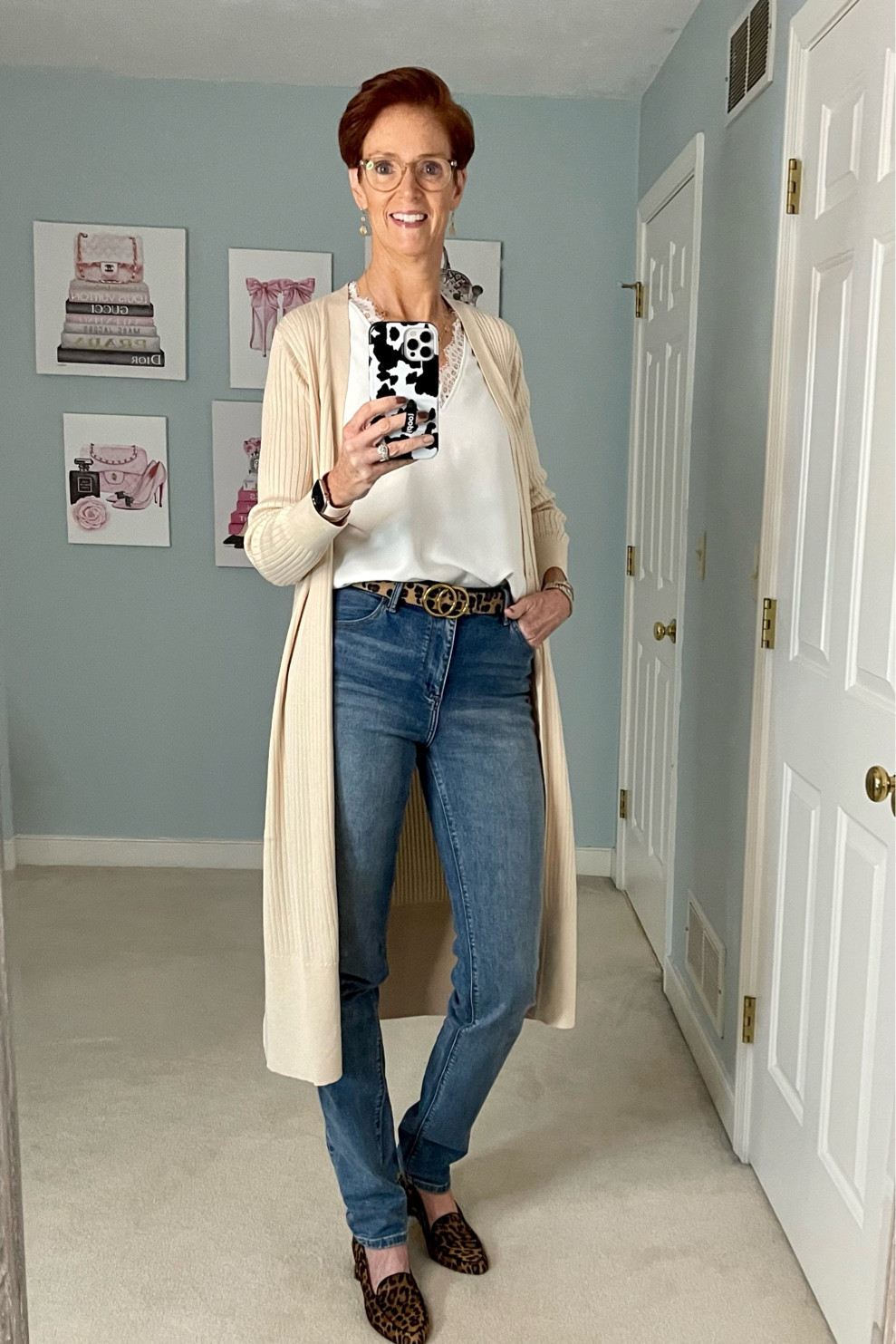 An easy outfit of white top with straight leg jeans and a long cardigan. Step it up a little with this white top that has the lace trim. One of my favorites. 

Classic outfit, fall outfit, white top with lace, straight leg jeans, duster cardigan

#LTKstyletip