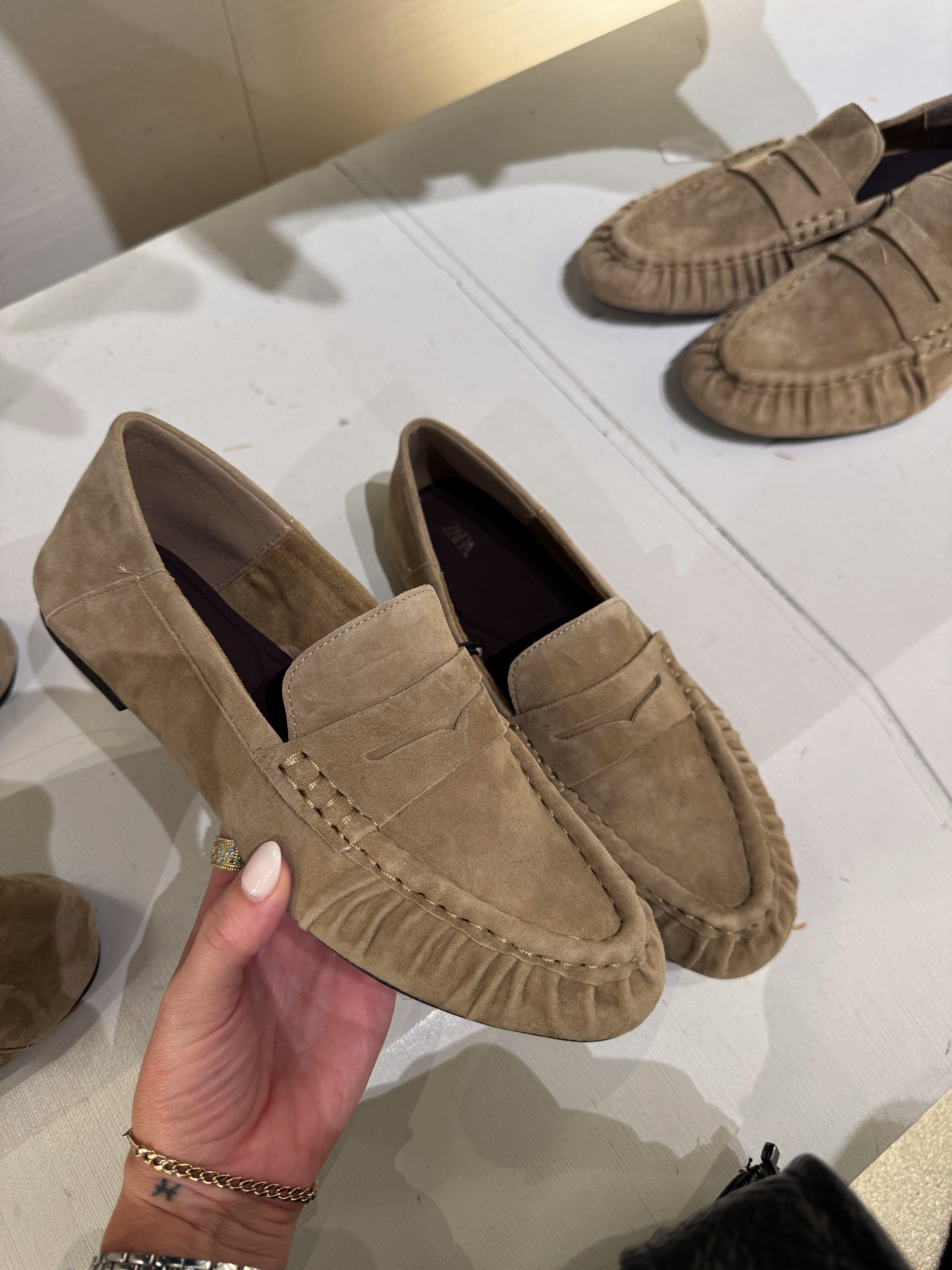 These loafers are so beautiful and soft!

#LTKootd