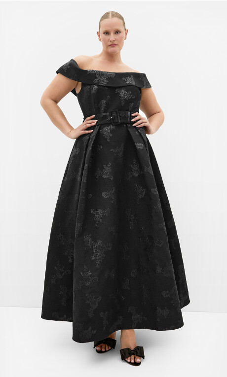 High Status Jacquard Gown - black | City Chic