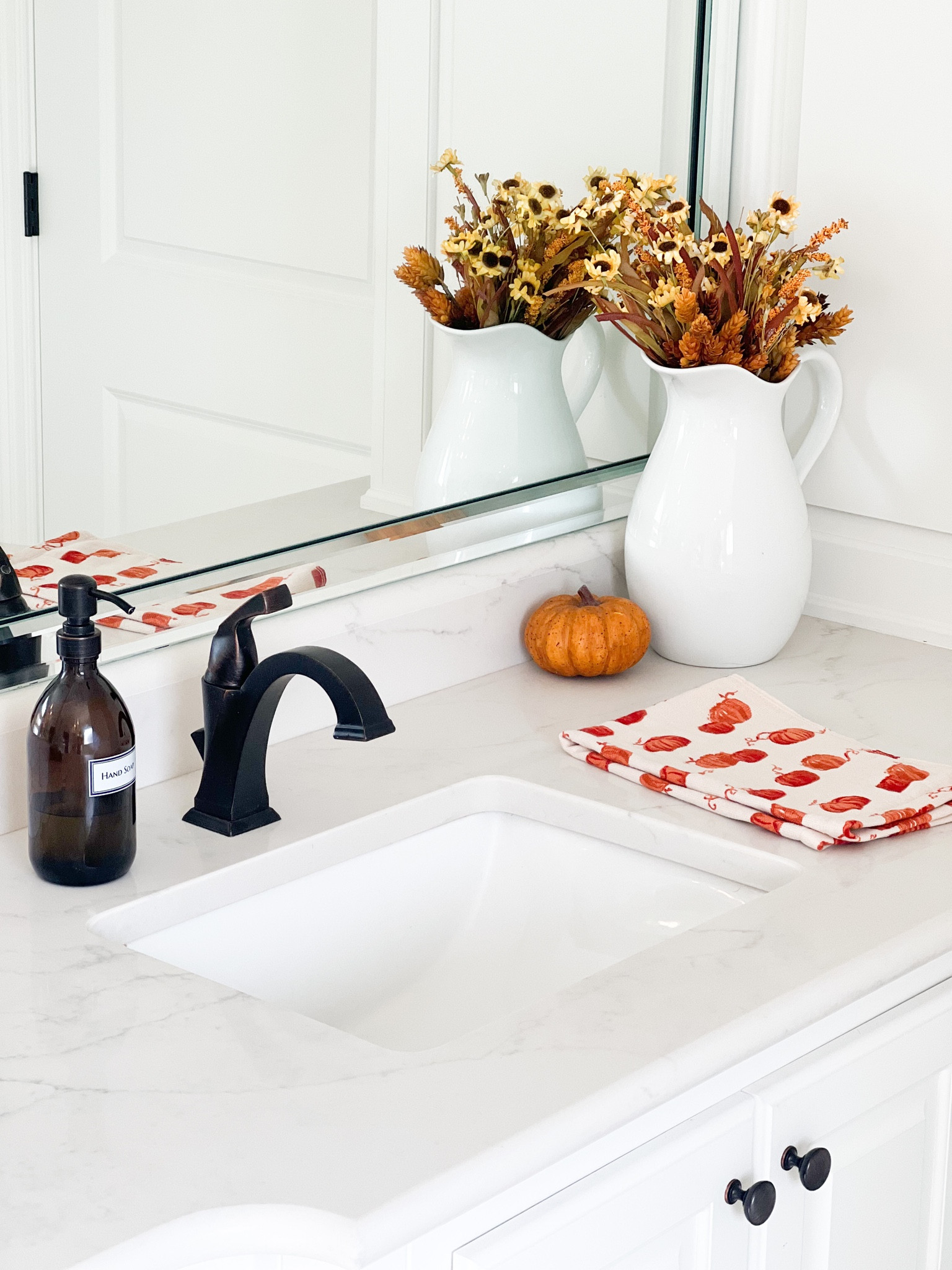 Love these adorable pumpkin hand towels from Target!! And only $5!

#LTKhome #LTKSeasonal #LTKHalloween