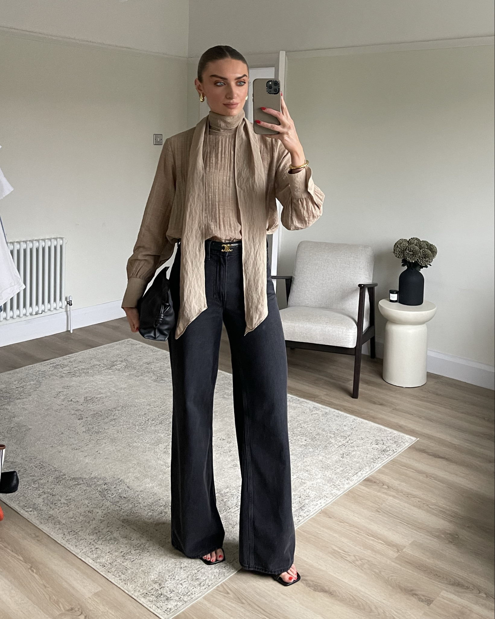 Date night outfit 
UK 10/ Medium in the mango blouse 
25 long in the Abercrombie jeans 
I’m 5ft 6 
AFEMILY for an extra 15% off 
Loewe mini flamenco bag
Celine small triomphe belt 
