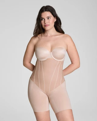 SPANXsupersculpt®  TotalContour High-Waisted Mid-Thigh Short | Spanx