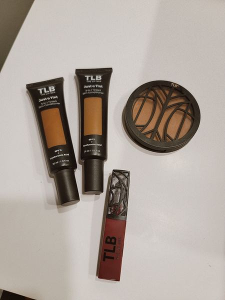 The best affordable skin tint and its black owned. I am in the shades honey dip and cinna bae

#LTKbeauty