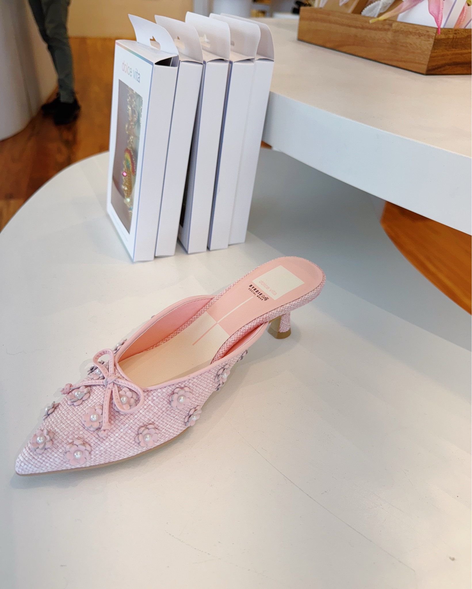 The shoeeeesss💕💗💖💞💓🌸