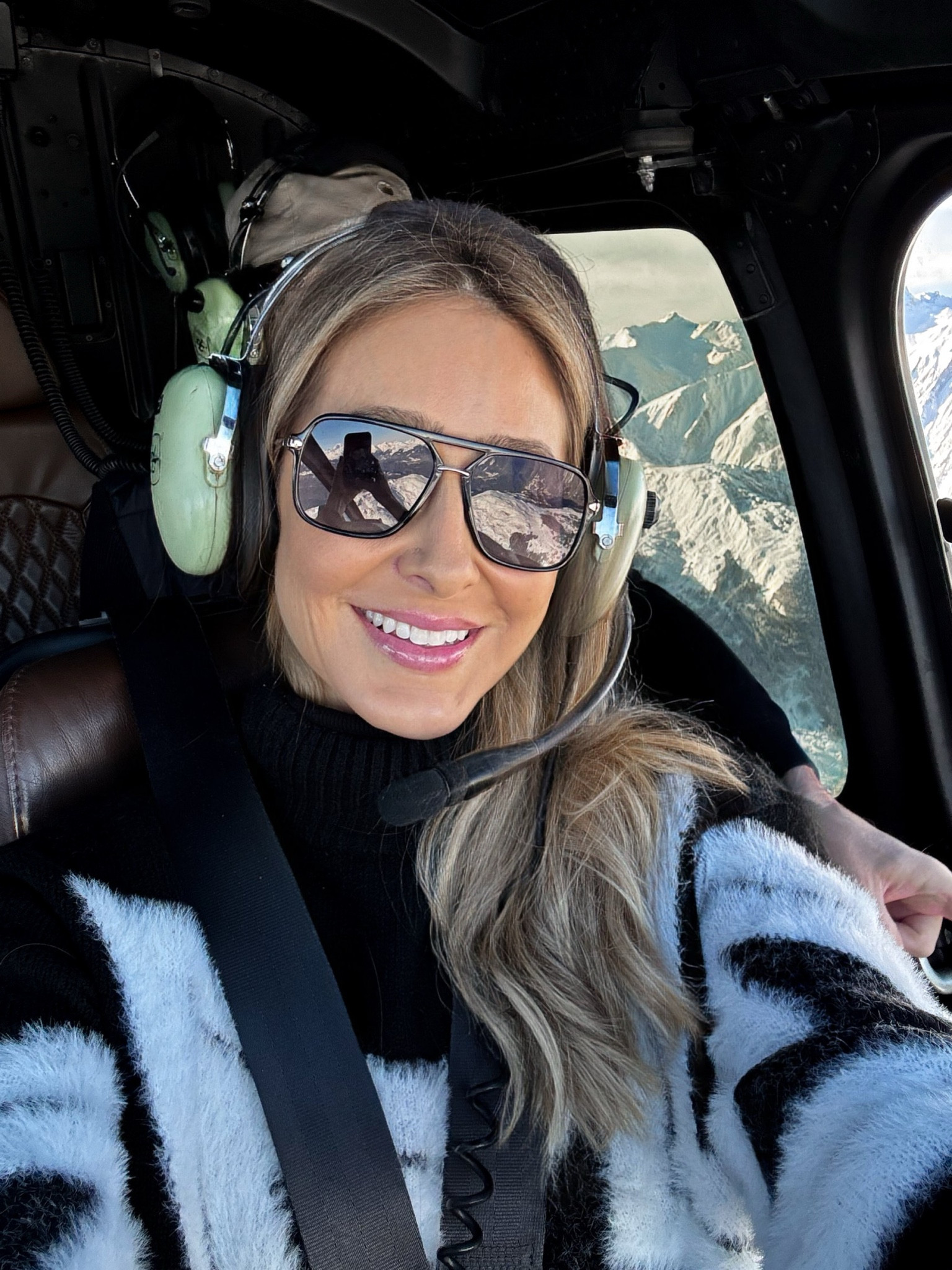 Outfit I wore on Courchevel yesterday 


#LTKTravel #LTKHoliday #LTKSeasonal