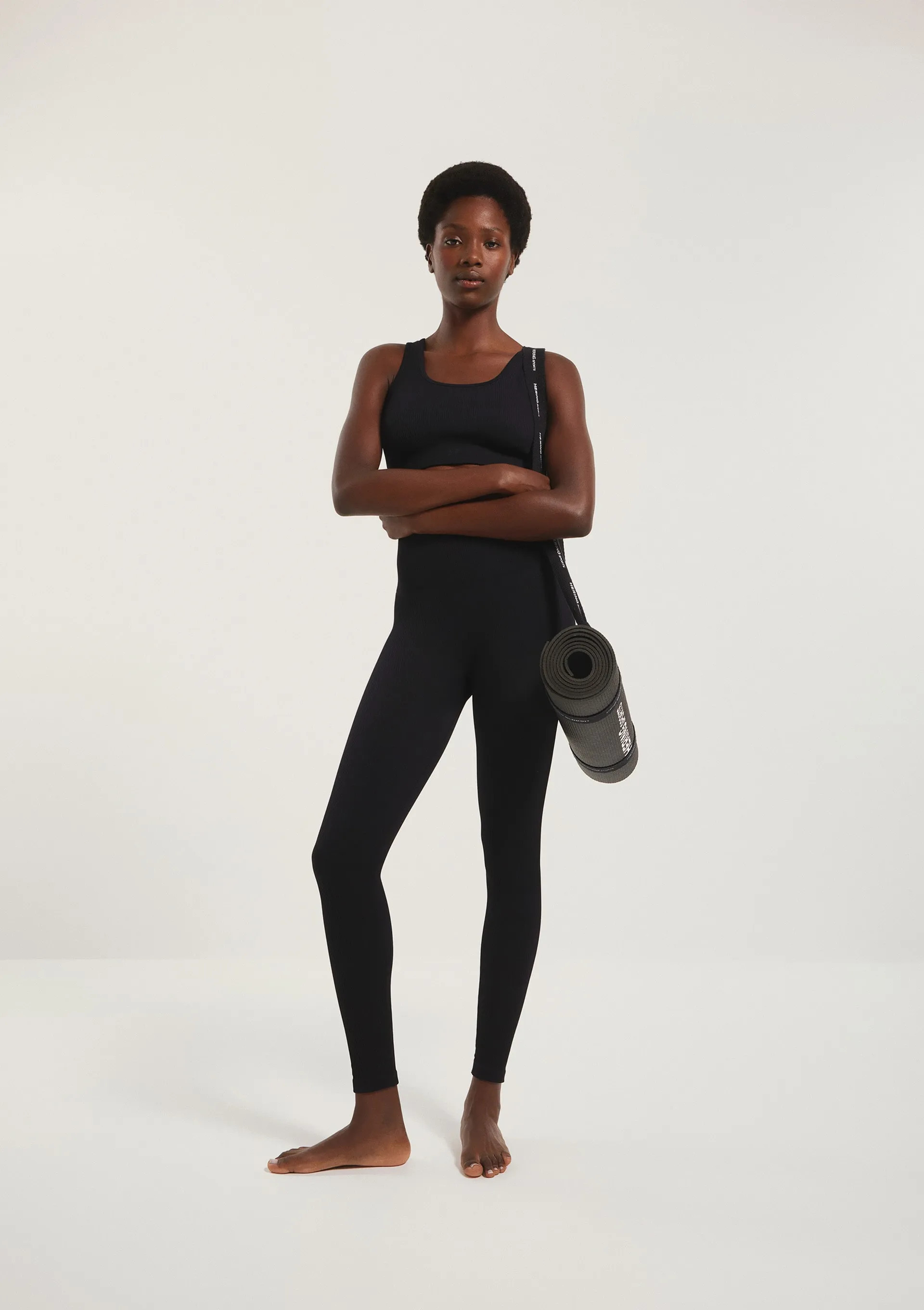 Calça Legging Feminina Canelada Sem Costura - Preto | Hering (BR)