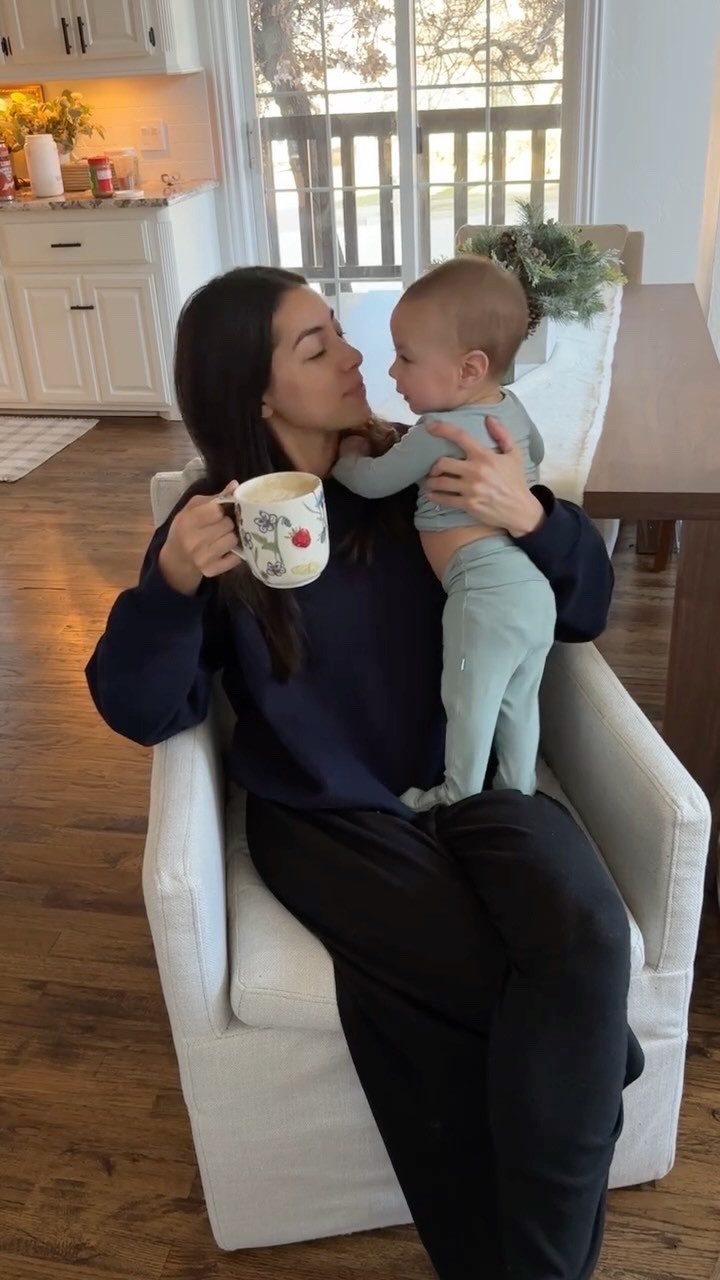 My fav barista 🤣☕️

#LTKHome #LTKmorningroutine #LTKmomlife