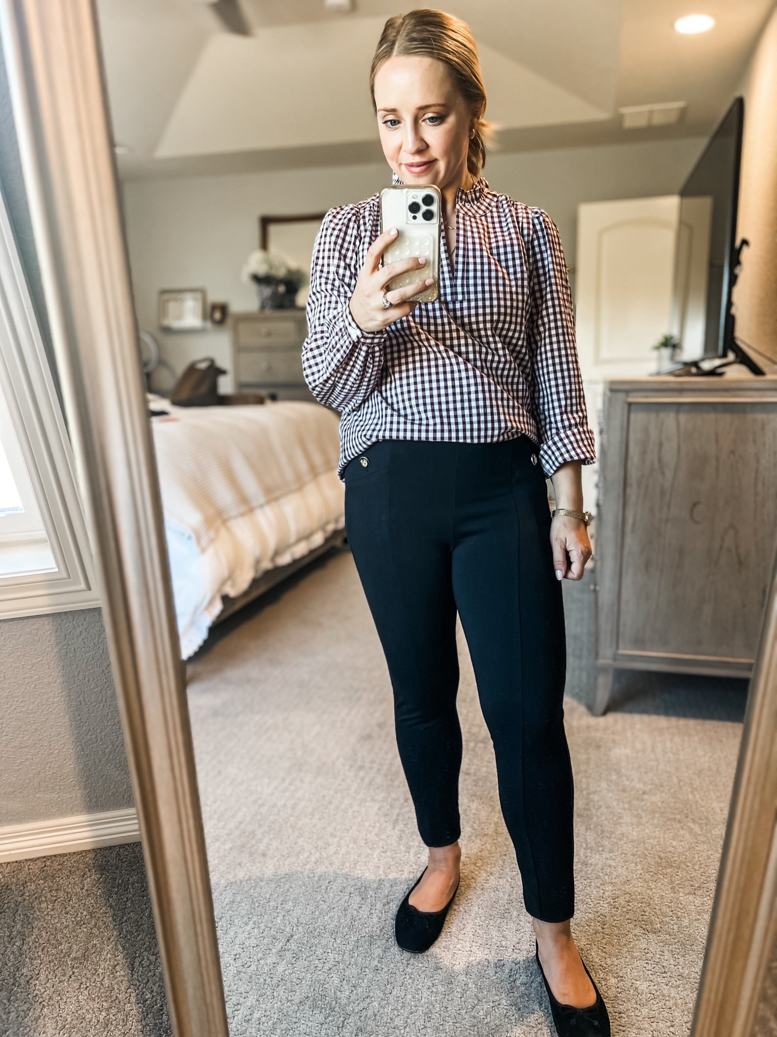 Wear to work fall outfit!
Sized up to medium petite in this button leggings and down to xs in this gingham top. Ballet flats fit true to size. 

Petite, workwear, work outfit, fall outfit, fall fashion, fall outfits, petite 

#LTKPetite #LTKSaleAlert #LTKWorkwear
