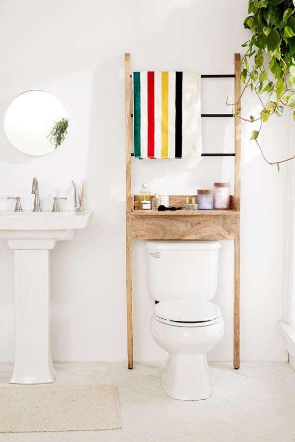 Bronte Bathroom Leaning Ladder Storage | Urban Outfitters US