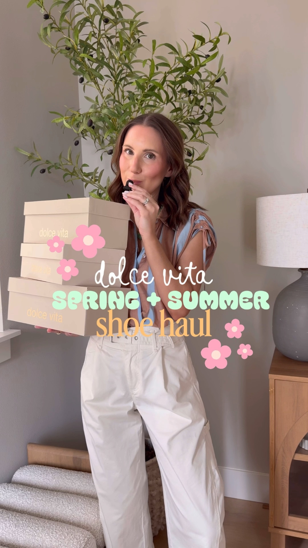 These Dolce Vita shoes and perfect for spring and summer and will go with everything! Absolutely loving the gold details lately (if you couldn’t tell🤭)

Unboxing, shoe haul, dolce vita, spring shoes, summer shoes, sandals, ballet flats, raffia, gold sandals, closet staples 