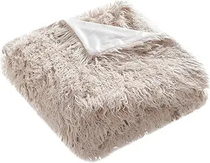 Safavieh Faux Sheepskin Throw Collection, Standard | Amazon (US)