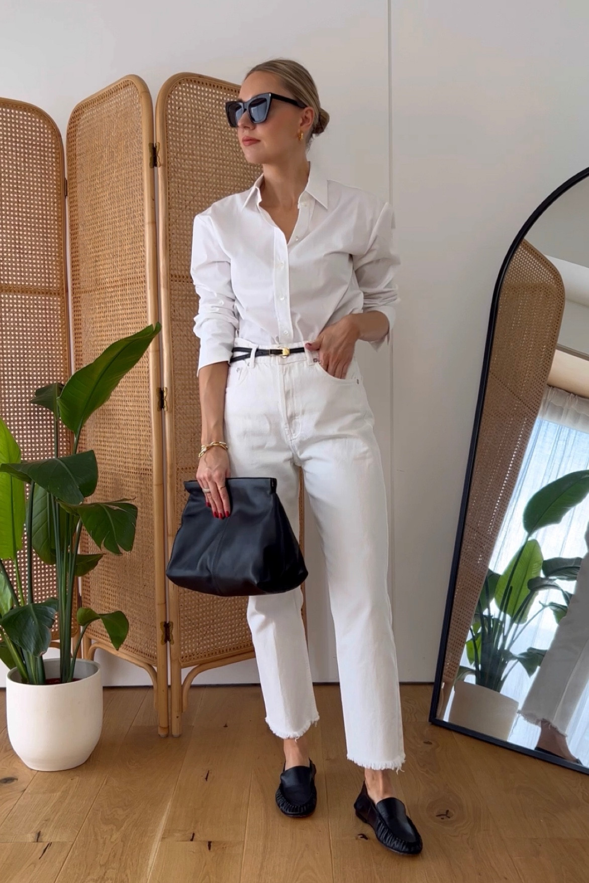 White shirt, formal office outfit, white jeans ootd, black bag, black sun glasses, ballet flats, black formal shoes

#LTKeurope #LTKworkwear #LTKstyletip