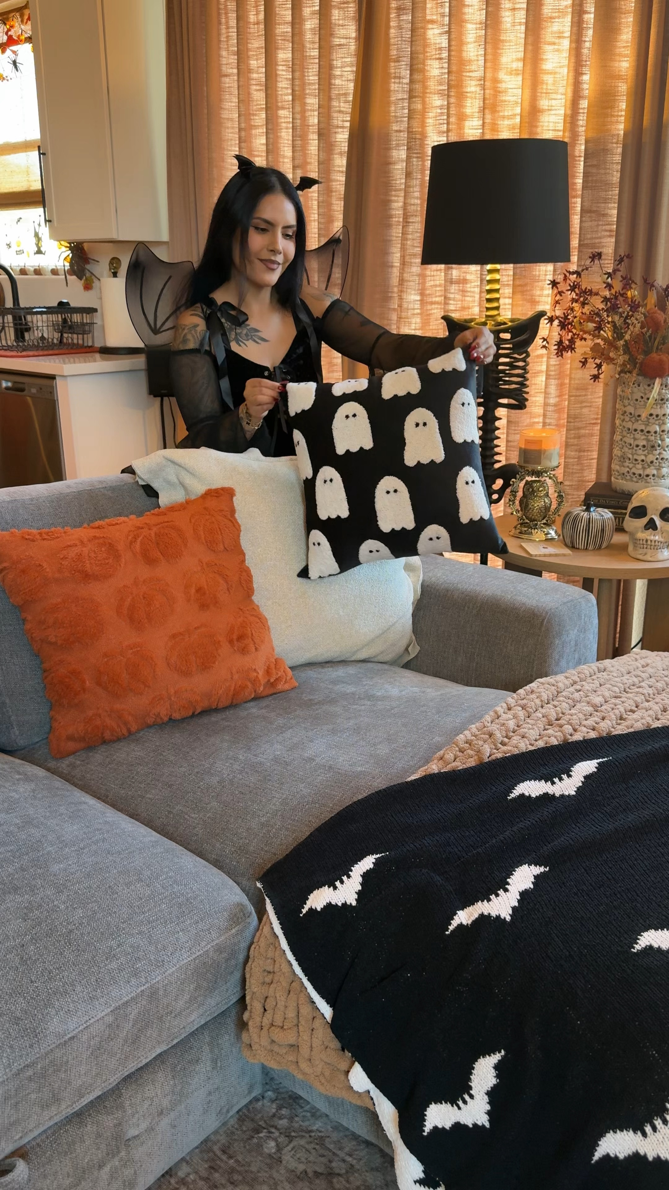 Halloween/Fall Throw Pilows 👻🍂

#LTKHome #LTKSeasonal #LTKHalloween