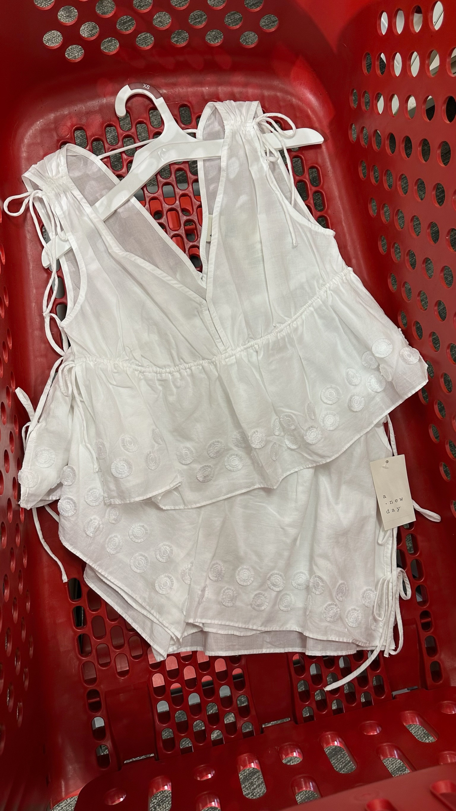 Target vacation set. The details on this are so good, you won't believe it's Target. 

 #LTKootd #LTKmomlife #LTKTravel