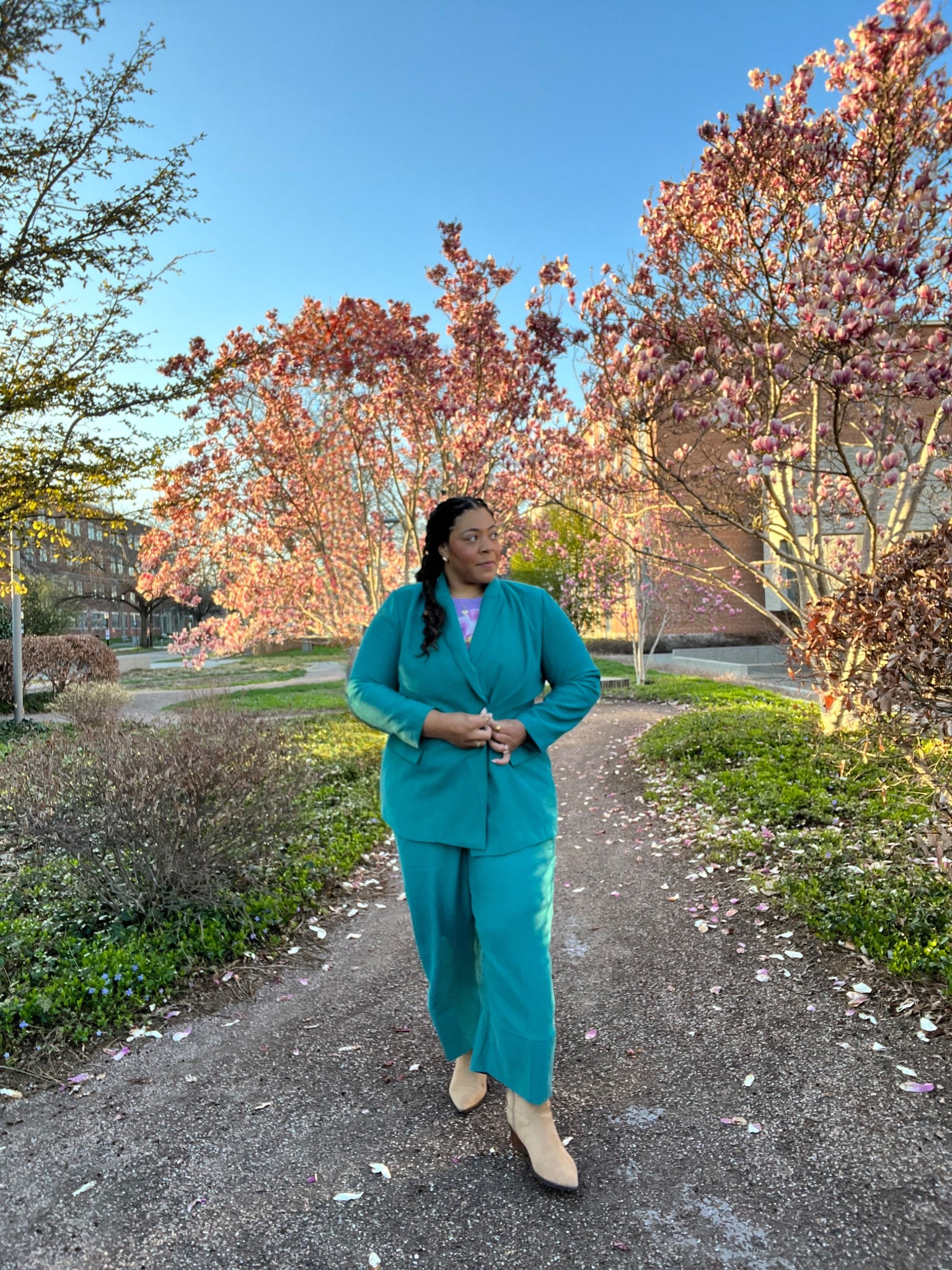 Wearing a size 20 in both blazer and bottoms in this gorgeous eloquii set. Xl for the urban outfitters top

#LTKPlusSize #LTKStyleTip #LTKFindsUnder50
