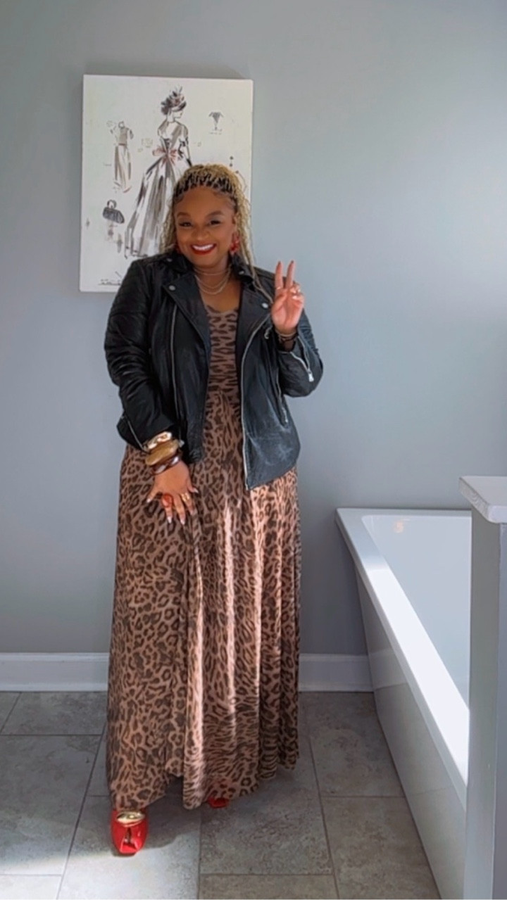 Beautiful Sunday. Praying amazing weeks for us all! Be blessed #Zara #Amazon #ToryBurch #DavidYurman #Dior 

#LTKootd #LTKOver40 #LTKPlusSize