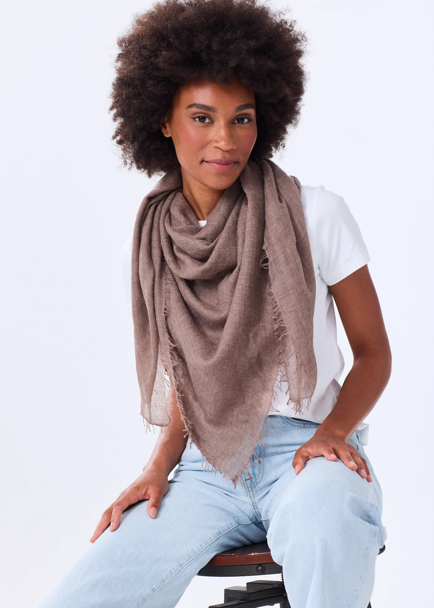 The Lightweight Cashmere Scarf | Alice Walk