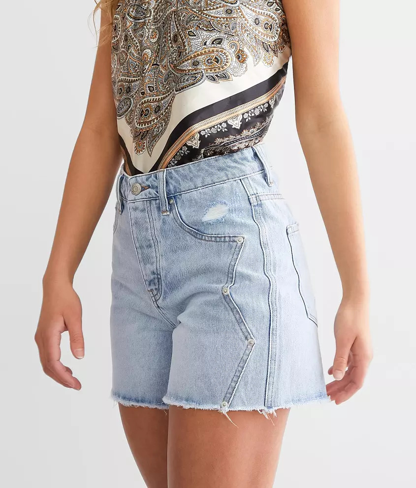 Ultra High Rise Short | Buckle