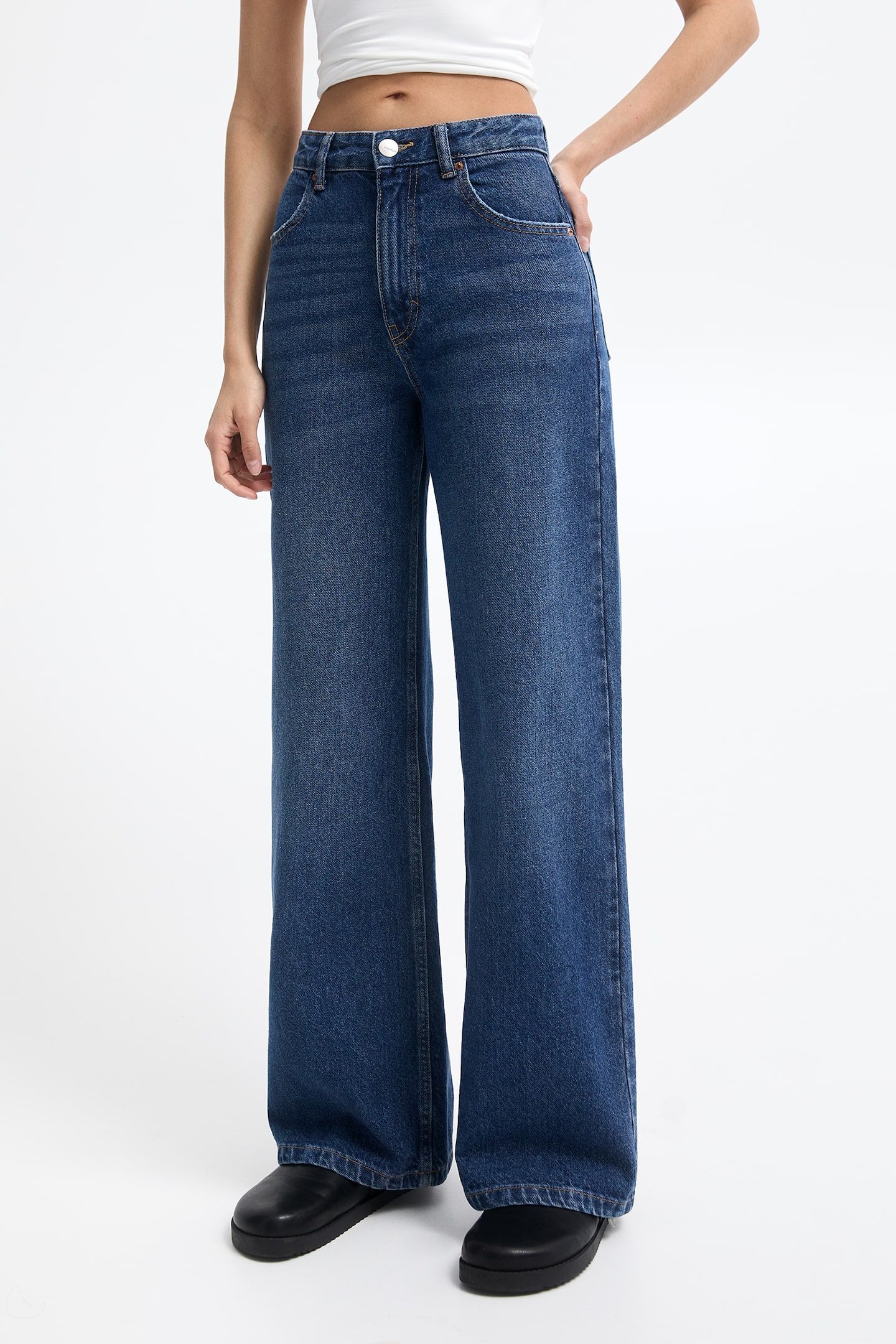 High-waist wide-leg jeans | PULL and BEAR UK