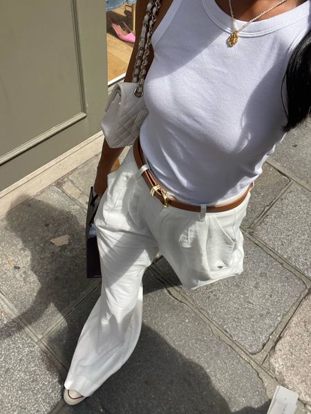 white tank, brown khaite belt, linen trousers, chanel bag


#LTKtravel #LTKeurope #LTKitbag