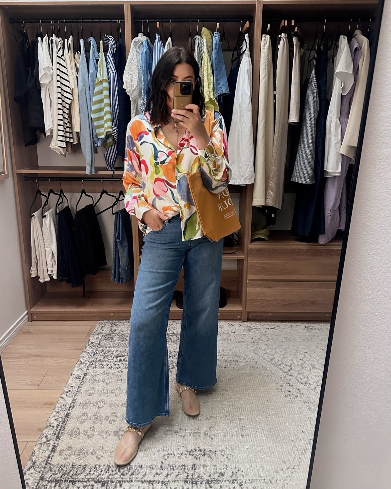 Trying to add in some color to my wardrobe! Picked up this @Zara top and I think it’s doing the trick 😉 I’m in the large.

My favorite @Quince jeans! I’m in the 30, perfect fit. 