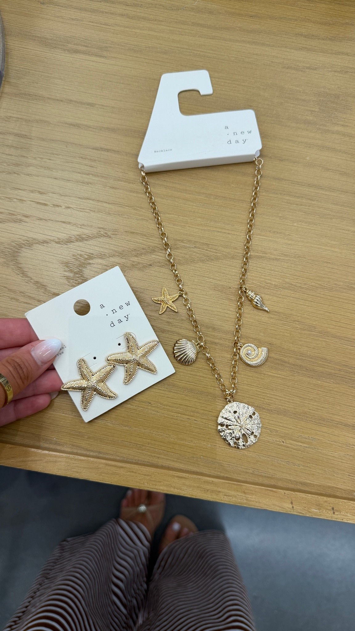 Starfish and seashell jewelry

#LTKSeasonal #LTKSaleAlert #LTKootd