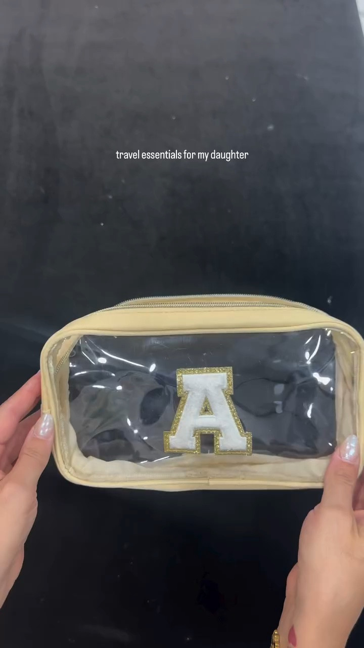 I’m the type of mom that spoils all her kids no matter their age. Packing a essential bag for my 22-year-old daughter.

#travel #travelessentials #thatmom #necessities #grownchildren #Carryon #packwithme #vacation