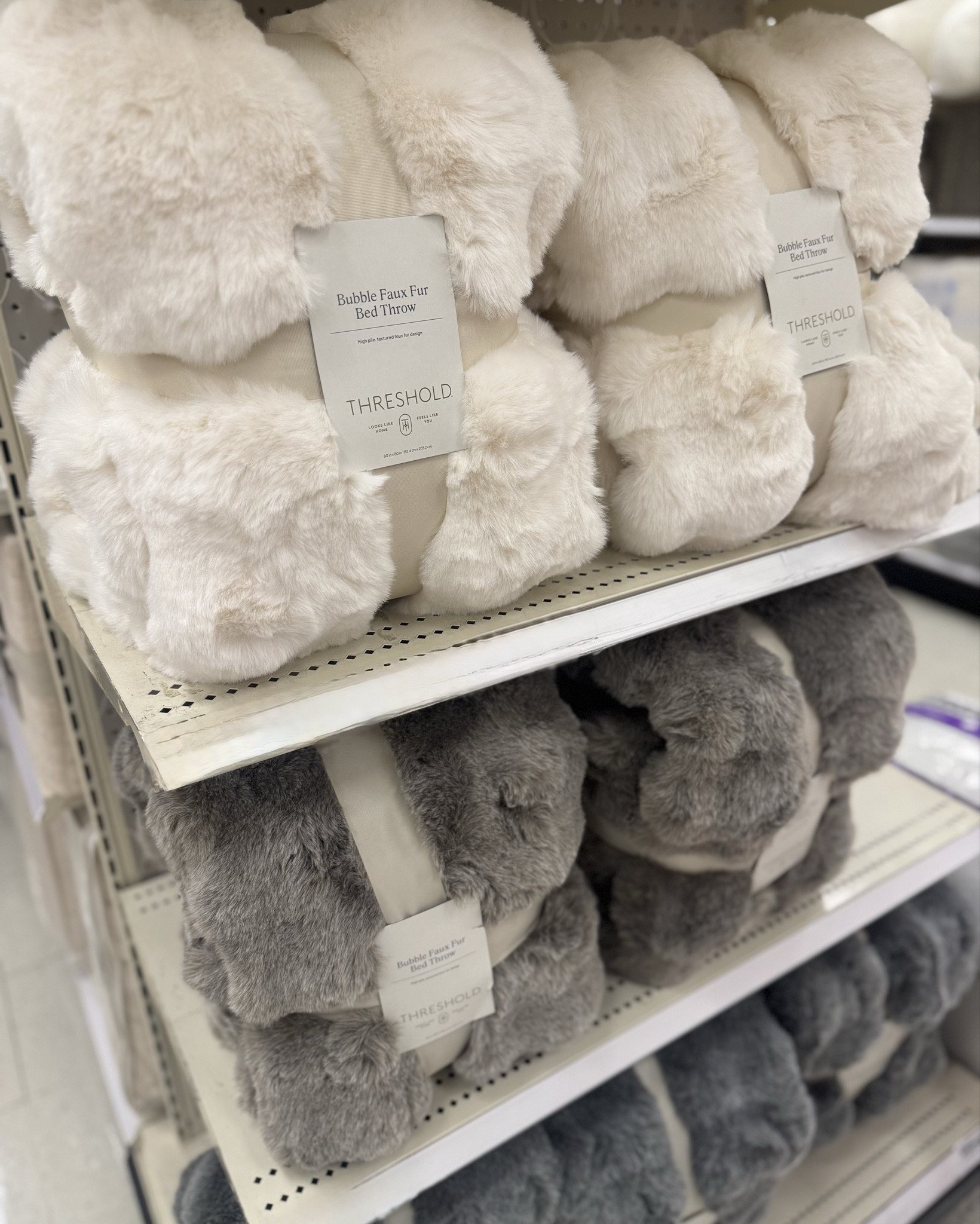 Blanket & Bedding SALE ✨

Throw, blanket, gift idea, cozy, cabin

#LTKSaleAlert #LTKHoliday #LTKGiftGuide