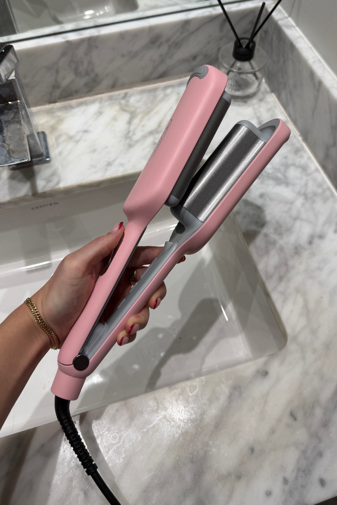 new hair waver, SO GOOD!! 🎀

#LTKgiftguide #LTKbeauty