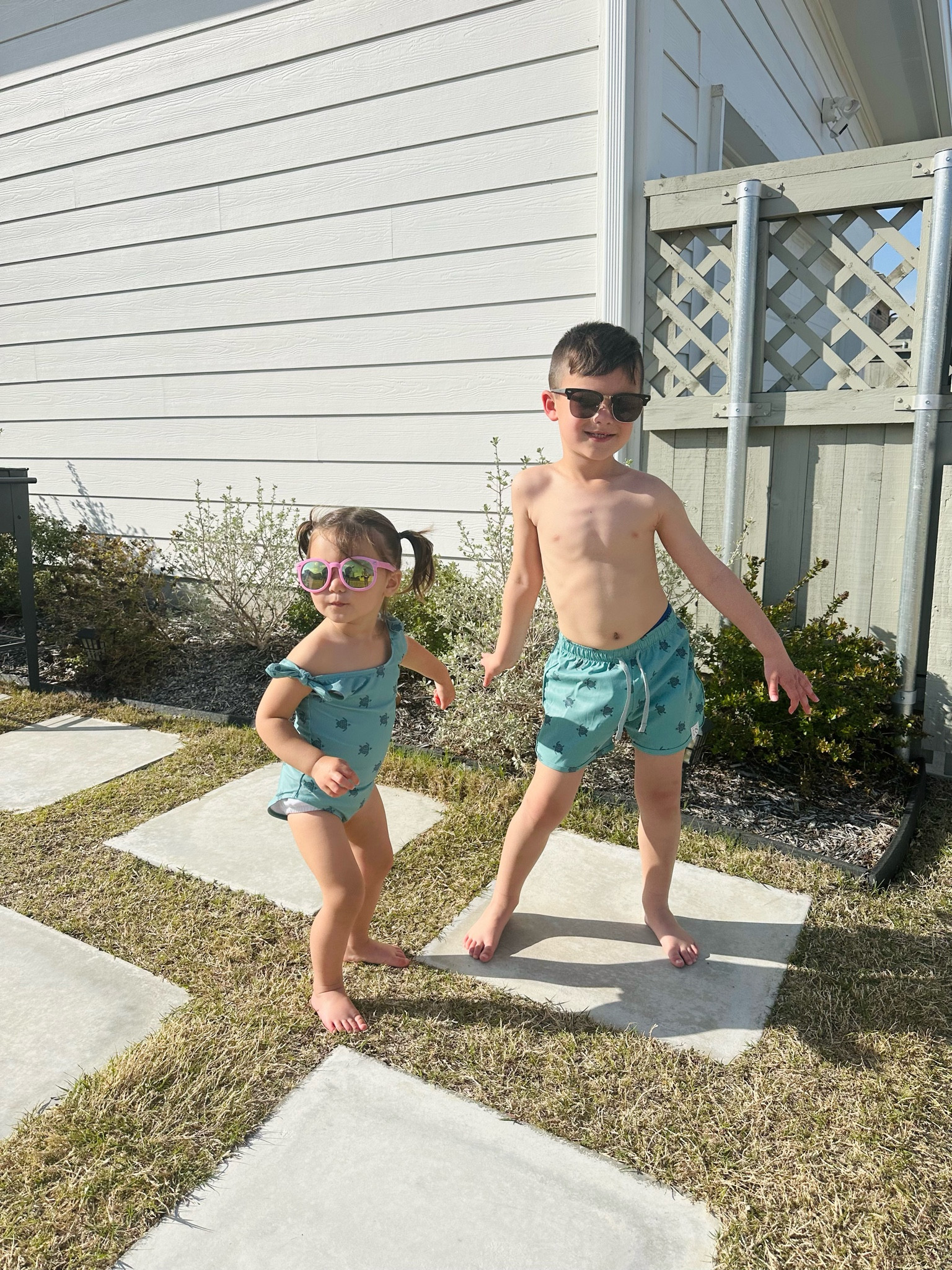 18Summers kids swimwear ☀️💦 
TTS. (I bought a size up for Leighton, she’s in 18-24m which is too big right now)!

#LTKkids